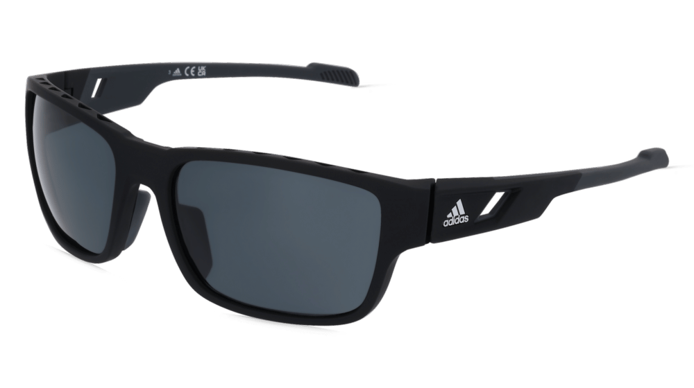 Adidas SP0069 zwart mat Hoekaanzicht
