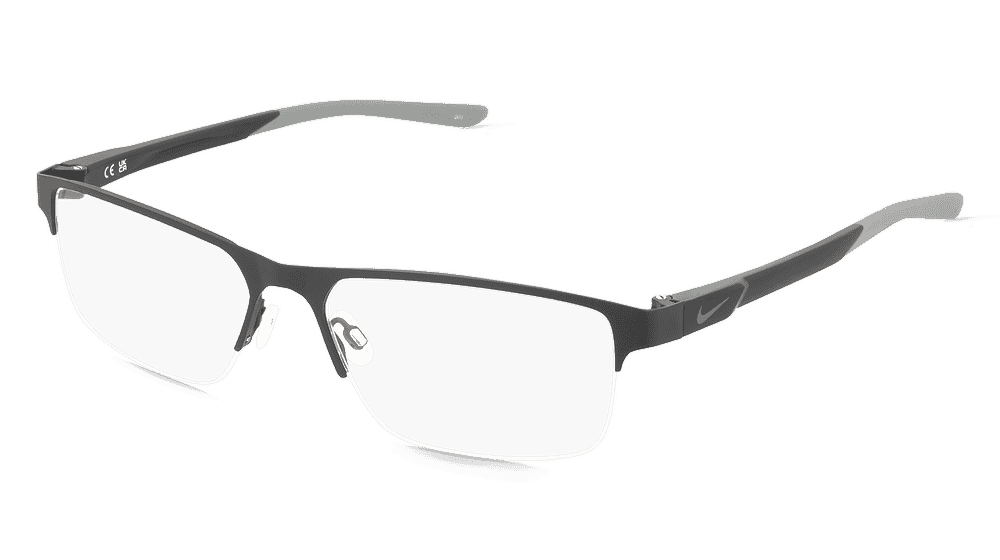 Nike NK8159 zwart mat Hoekaanzicht